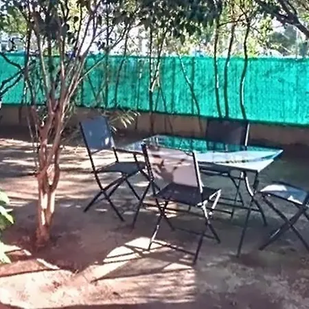 아파트 Avec Terrasse Et Jardin